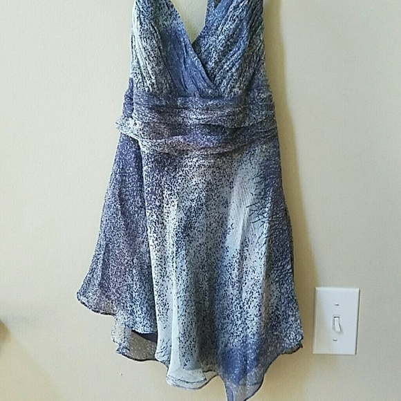 NWOT BCBG MAXAZRIA 100% Silk Halter Top - Picture 3 of 8
